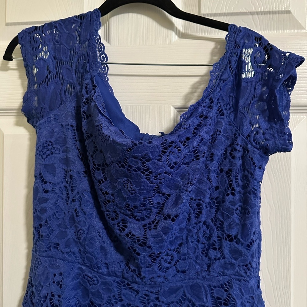 Elegant Off-Shoulder Blue High-Low Lace Dress NO LABEL PTP:19 inches - Picture 3 of 6